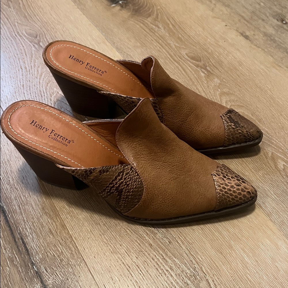 Henry Ferrera Tan Shoe Boot Heels Size 8